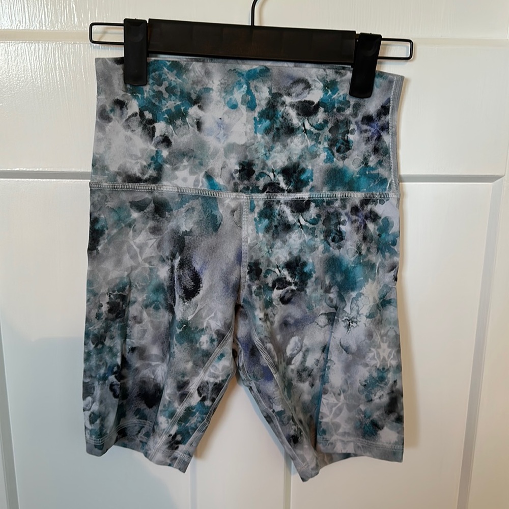 Lululemon align shorts.